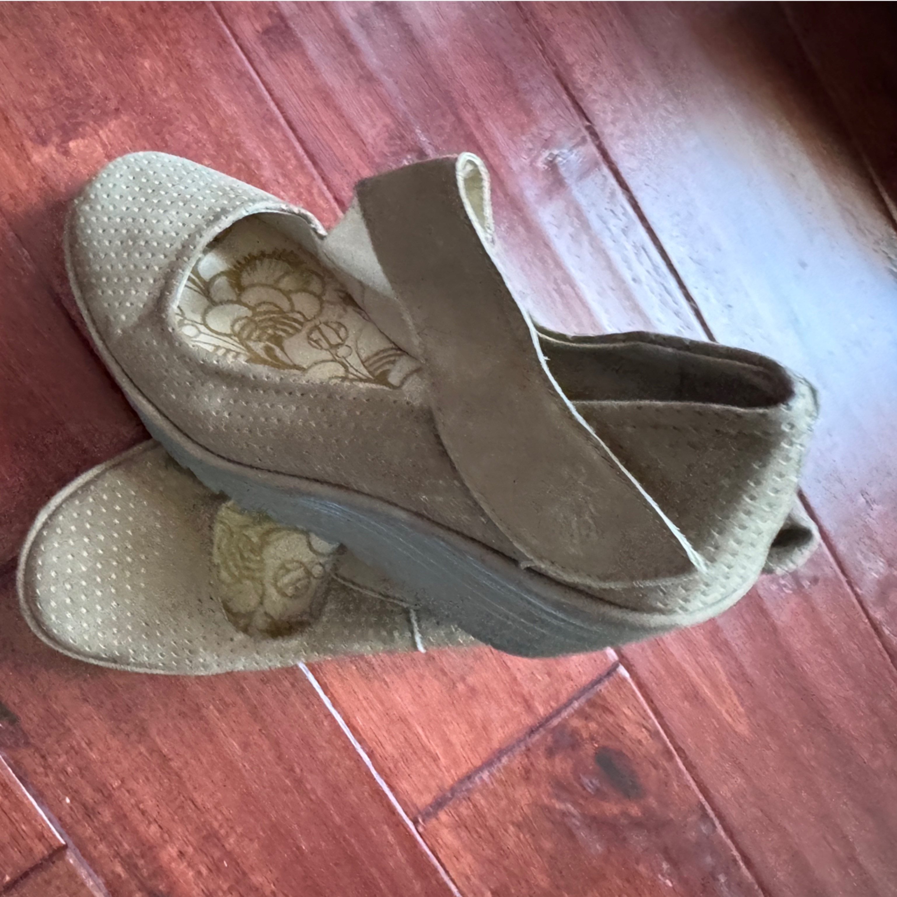 Fly Ladies Size 41 Shoes
